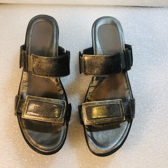 Naot Women’s Metallic Wedge Sandals, Size 39 - Picture 3 of 7